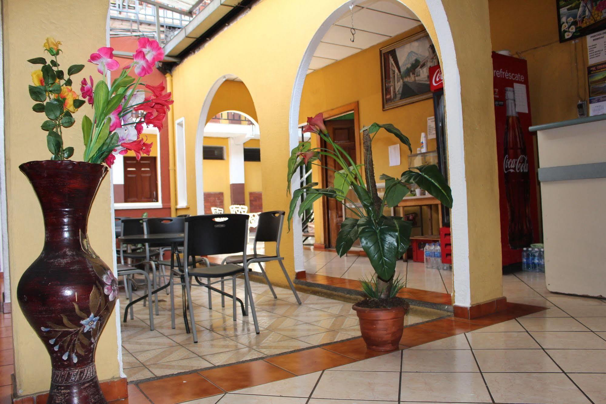 Hotel Pasadena II San Salvador Exterior foto
